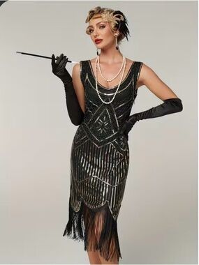 1920’s Art Deco Beaded Fringe Cocktail Dress in Black and Gold